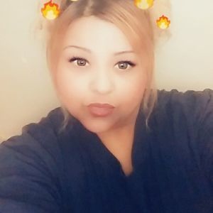 Meet your Posher, Jennifer-rolando